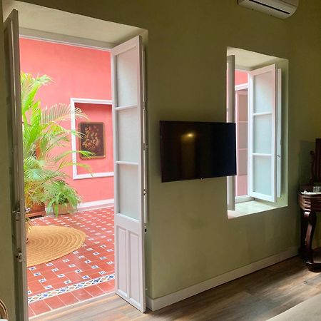 Patios Del Agua Bed & Breakfast El Puerto de Santa Maria Ngoại thất bức ảnh