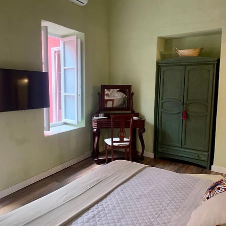 Patios Del Agua Bed & Breakfast El Puerto de Santa Maria Ngoại thất bức ảnh