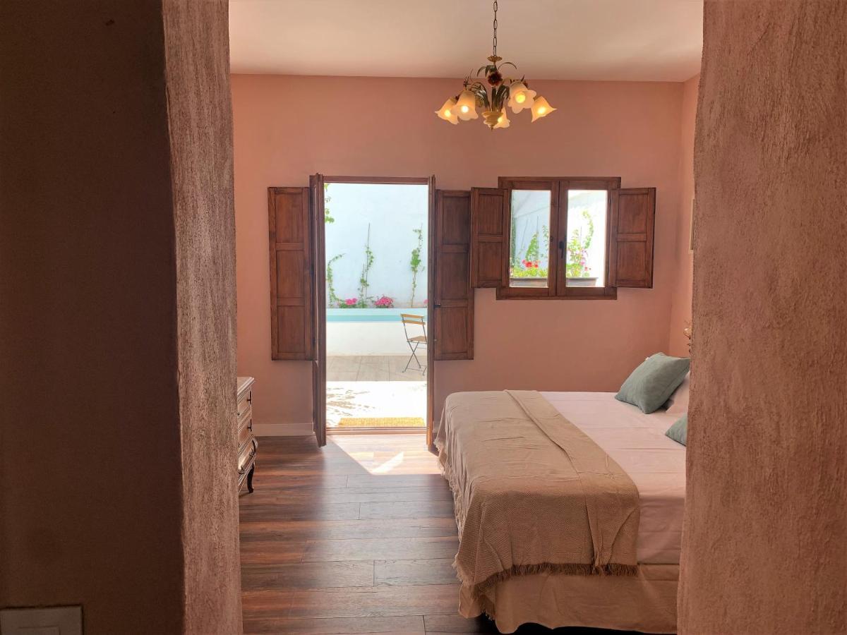 Patios Del Agua Bed & Breakfast El Puerto de Santa Maria Ngoại thất bức ảnh